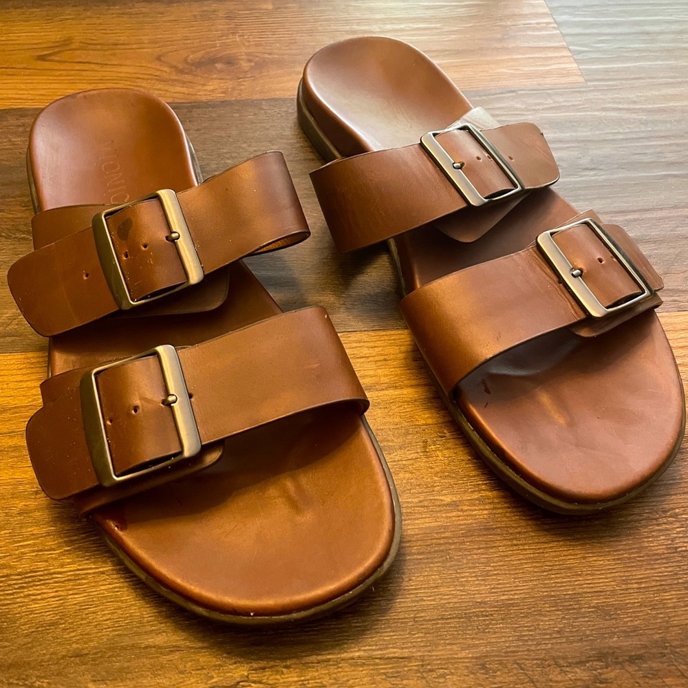 Vionic Ludlow Charlie Brown Sandal